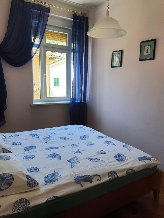 Family Apartment Center Opatija Bagian luar foto
