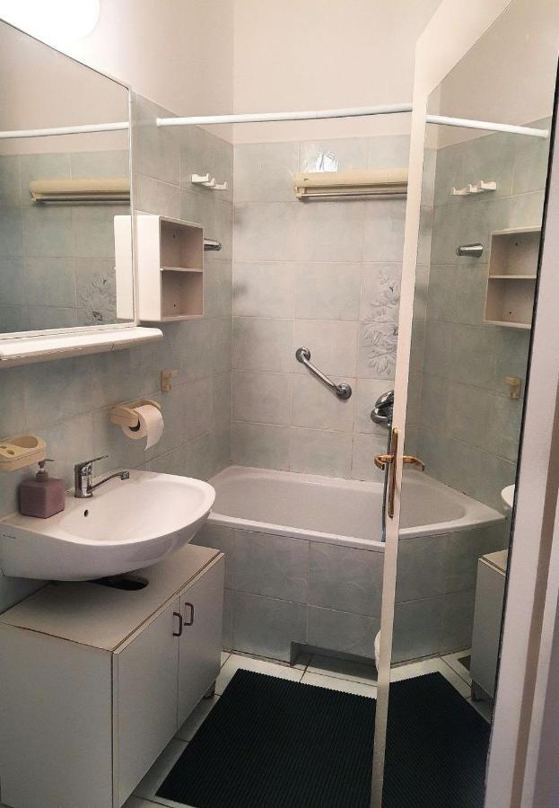 Family Apartment Center Opatija Bagian luar foto